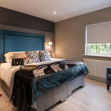 Entire House Comprising 4 * Cill Airne