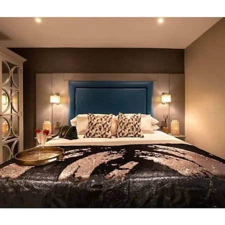 بيت للعطل Central Entire House Comprising 4