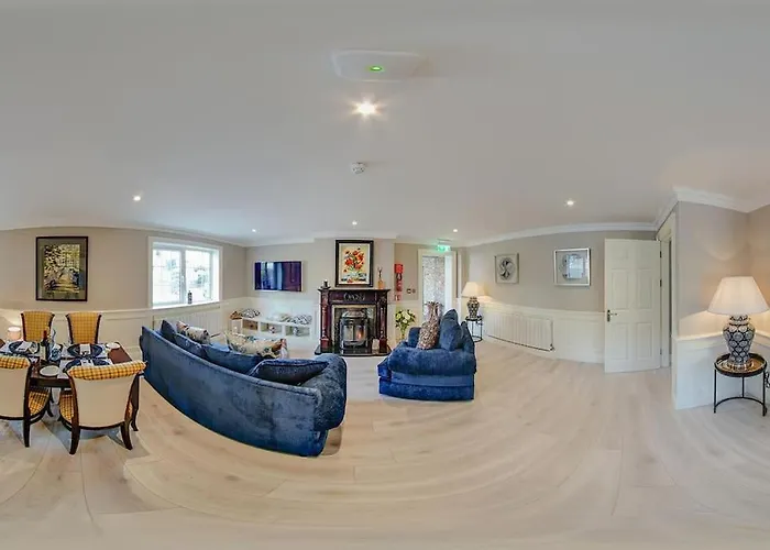 Entire House Comprising 4 Ferienhaus