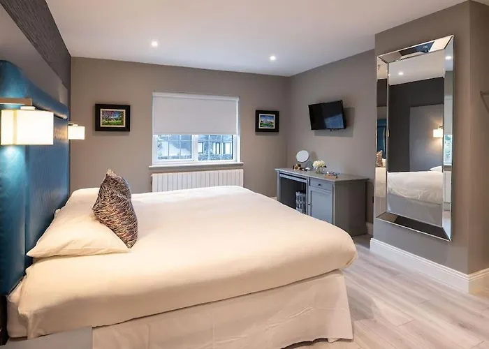 Entire House Comprising 4 Ferienhaus *